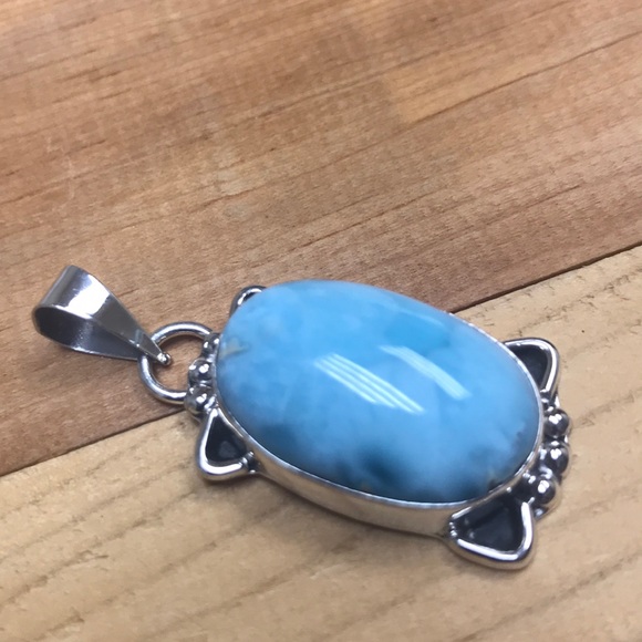 Pendant - Picture 4 of 6